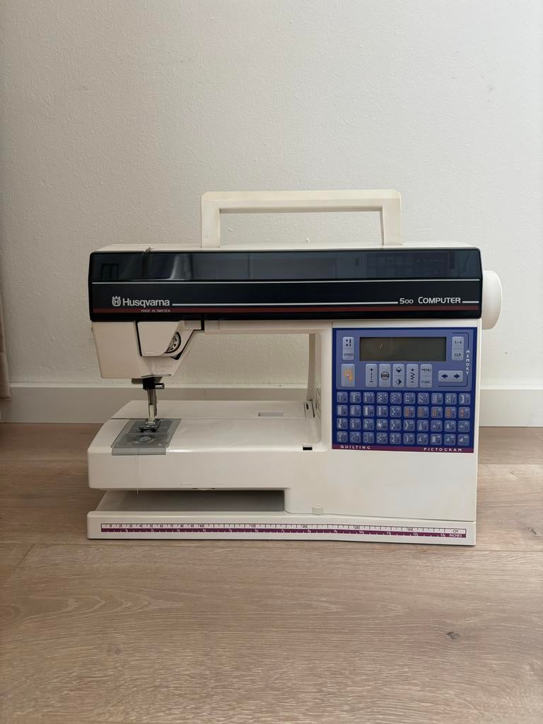 Husqvarna 500 Computer Naaimachine, Ophalen, Gebruikt, Naaimachine, Husqvarna