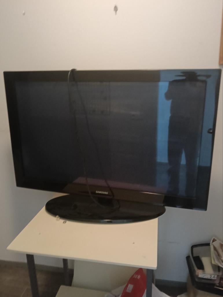 Samsung TV 42 inch moet weg, Audio, Tv en Foto, Televisies, Ophalen, Gebruikt, 50 Hz, HD Ready (720p)