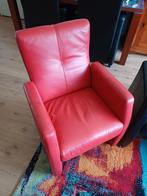 Notenhouten tafel met 6 leren stoelen- Comfortabele stoel, Ophalen