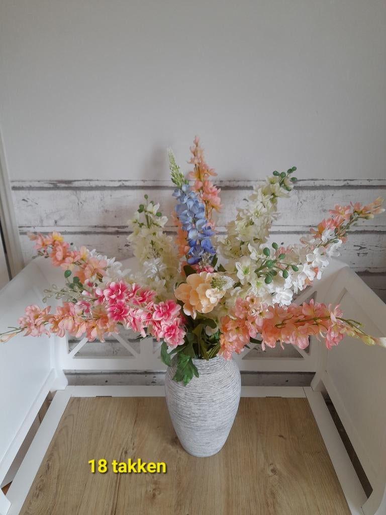 Groot boeket fleurige zomerse kunstbloemen ridderspoor, Verzenden