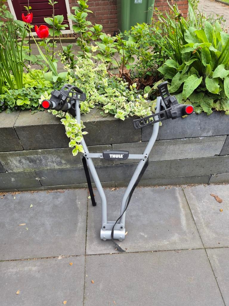 Opvouwbare Thule fietsendrager, Ophalen, Zo goed als nieuw, Trekhaakdrager