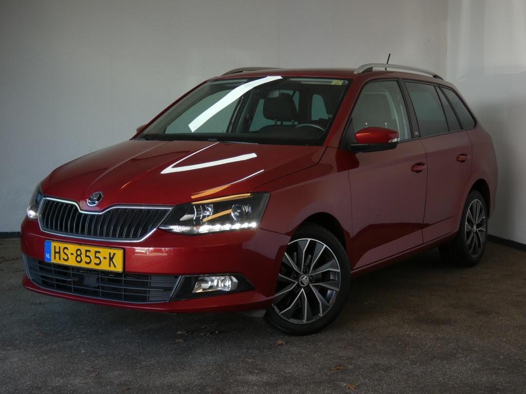 Skoda Fabia Combi 1.2 TSI Edition (bj 2015, automaat), Auto's, Skoda, LED verlichting, Gebruikt, 49 €/maand, Origineel Nederlands