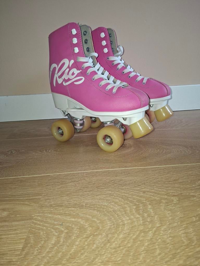Rolschaatsen roze Rio roller script maat 38, Ophalen of Verzenden, Zo goed als nieuw, Kinderen