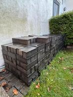 GRATIS AFHALEN: Waaltjes dik-formaat, Ophalen, Klinkers, 5 tot 10 m², Zo goed als nieuw