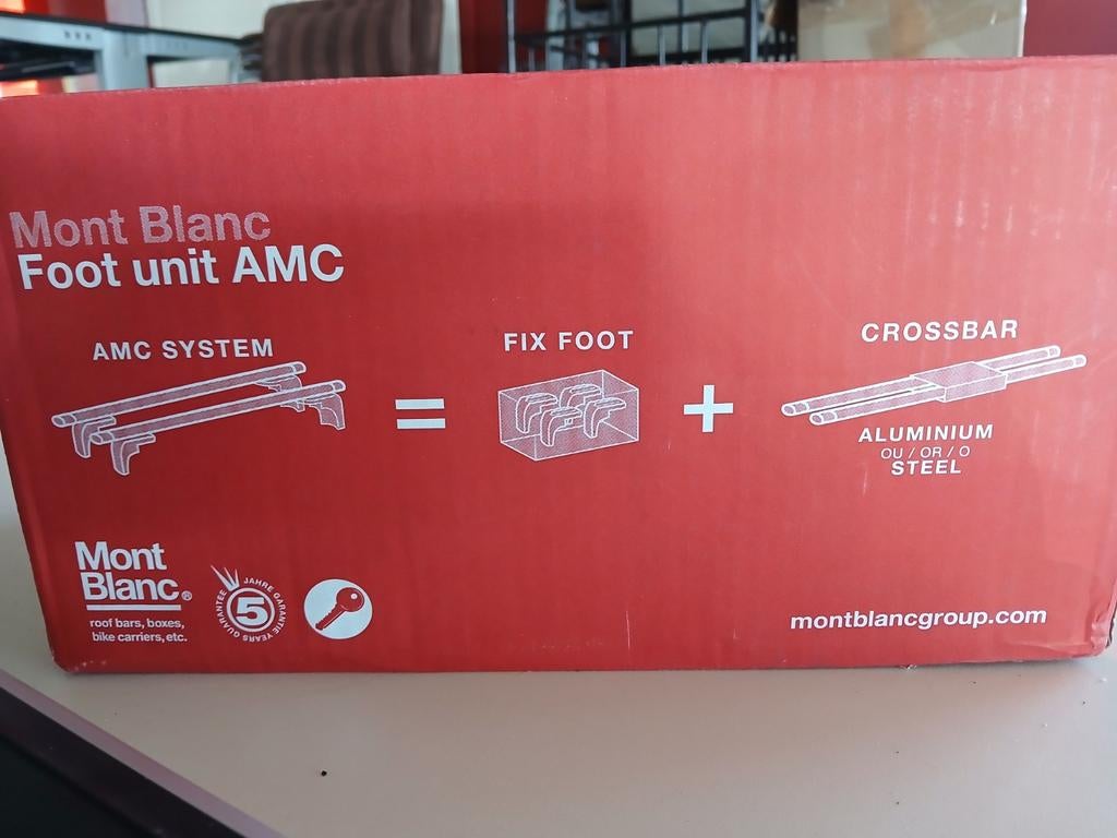 Dakdragers Mont Blanc 5105, Ophalen, Info@tommysmit.nl, 7008AR, Zo goed als nieuw