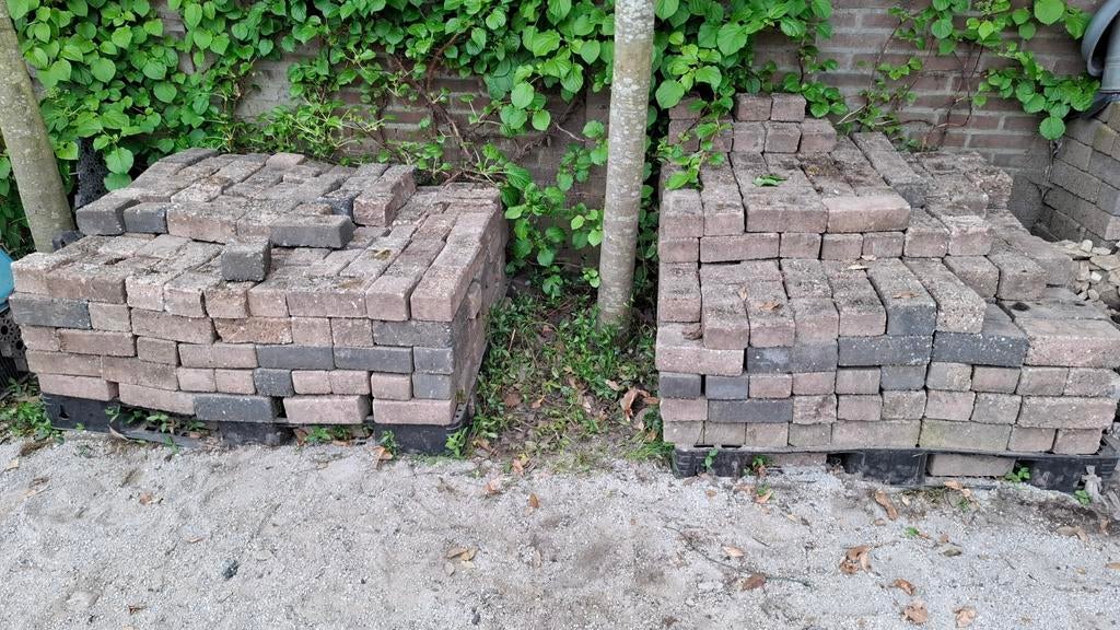 Betonklinkers gratis afhalen, ongeveer 11 m2, Tuin en Terras, Ophalen, Gebruikt, Klinkers, 10 m² of meer