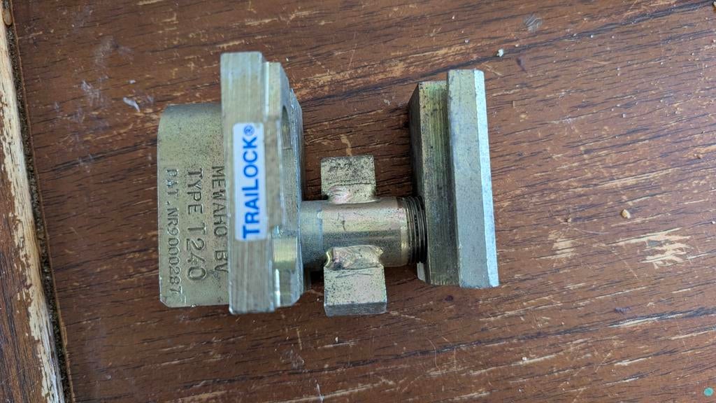 Goedgekeurd disselslot voor antislinger koppeling, Ophalen of Verzenden, Zo goed als nieuw