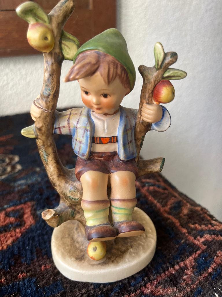 Beeldje Hummeltje, Ophalen, Gebruikt, Meerkleurig, Klassiek