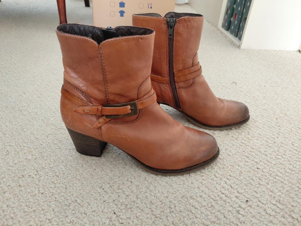 Bruine enkellaarsjes Freeflex maat 39, Bruin, Lage of Enkellaarzen, Ophalen of Verzenden, Freeflex