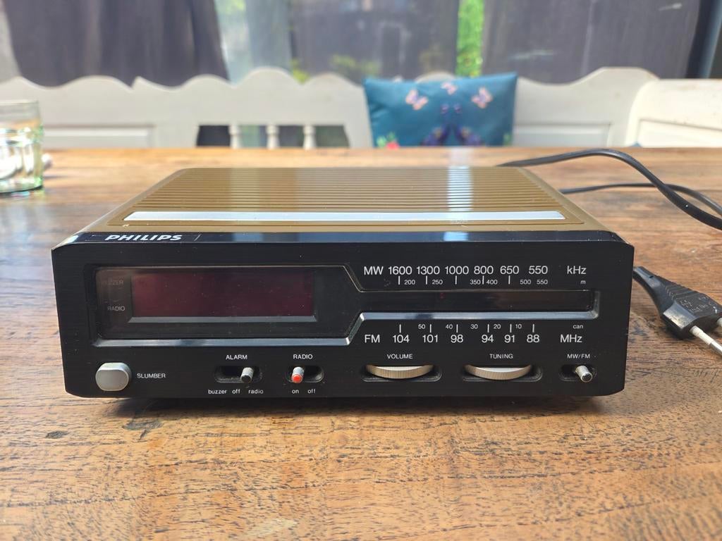 Vintage retro Philips wekkerradio, wekker radio, Verzamelen, Retro, Huis en Inrichting, Ophalen