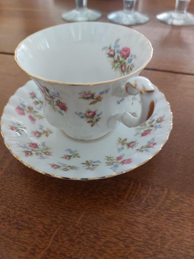 Herenkop/schotel WINSOME. ROYAL ALBERT, Verzenden