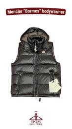 Moncler “Bormes” hooded down gillet bodywarmer Maat 4, Kleding | Heren, Bodywarmers, Ophalen of Verzenden, Zwart