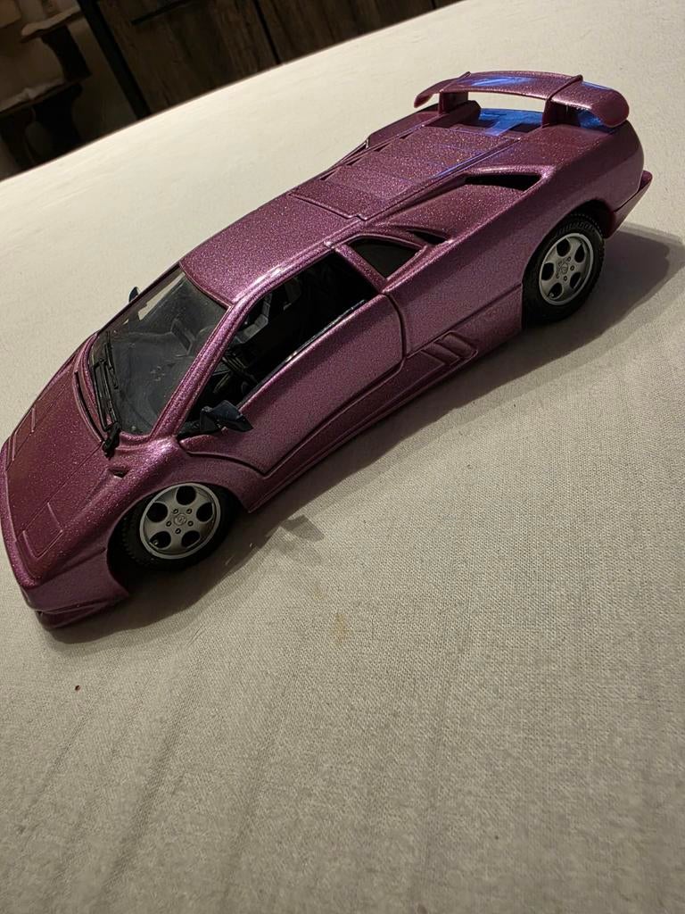 Roze Lamborghini Diablo Schaalmodel - Gedetailleerd, Ophalen of Verzenden, Zo goed als nieuw, Auto, Overige merken