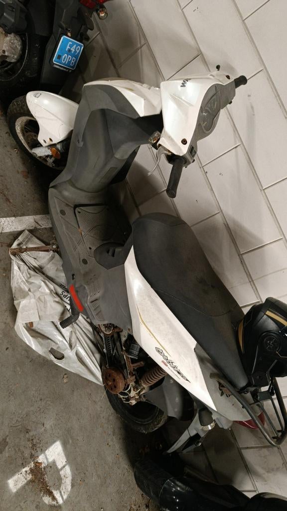 Sym orbit voor onderdelen, Ophalen of Verzenden, Gebruikt, Overige typen, SYM