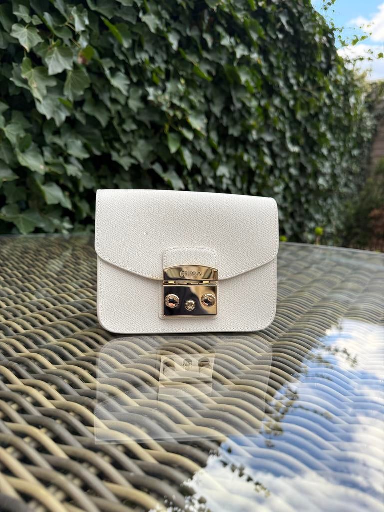 Furla Metropolis tas | wit | 14x18 cm, Ophalen, Zo goed als nieuw, Wit, Schoudertasje