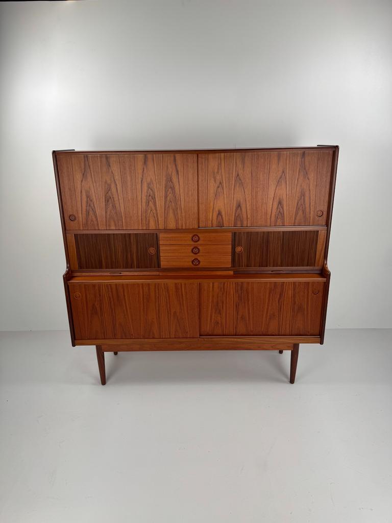 Johannes Andersen Highboard for J. Skaaning & Søn, Ophalen, Z, Z, Z