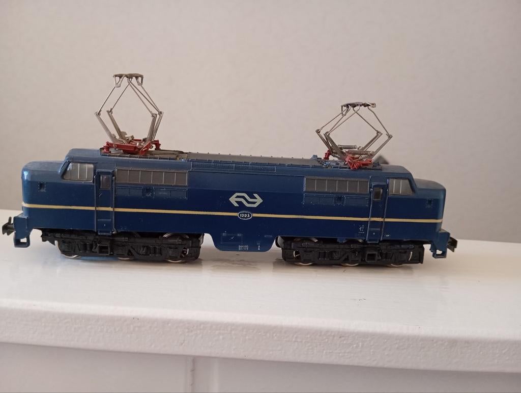 Märklin NS Locomotief 1223 - Volledig Metaal, Hobby en Vrije tijd, Modeltreinen | H0, Wisselstroom, Gebruikt, Locomotief, Ophalen of Verzenden