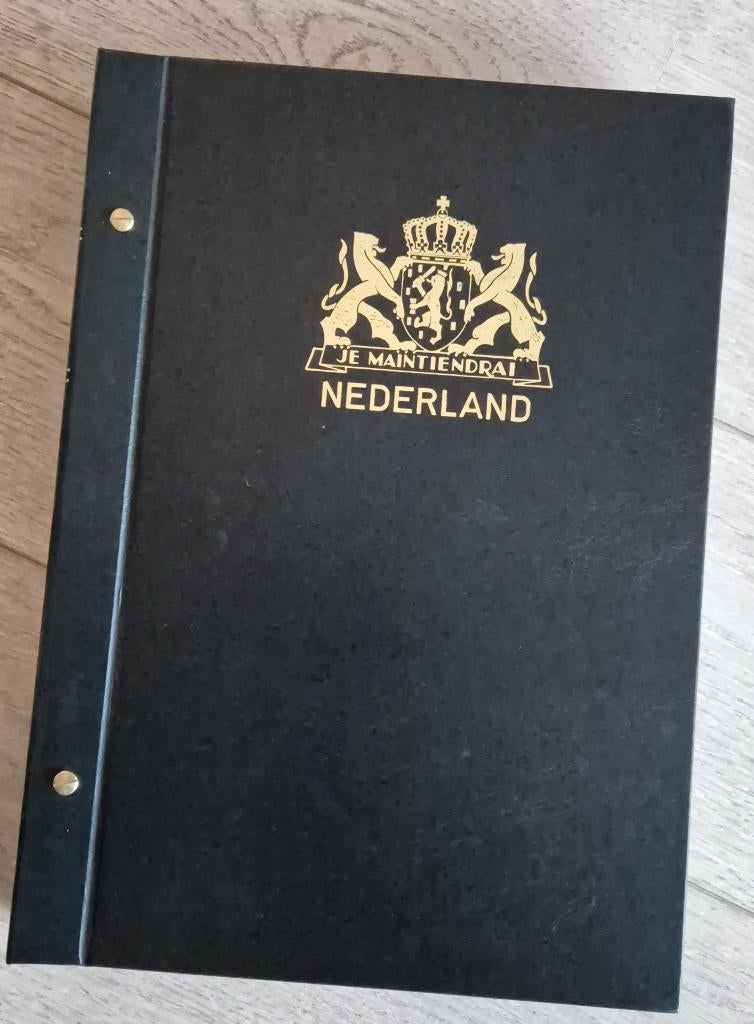 Davo album met NL 1e dag enveloppen (123 stuks) 1971-1985, Ophalen of Verzenden, Na 1940, Gestempeld