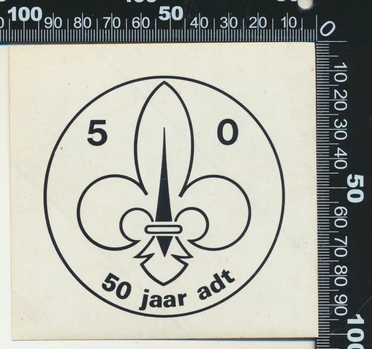 Sticker: Scouting - 50 Jaar ADT, Ophalen of Verzenden, Zo goed als nieuw, Bedrijf of Vereniging