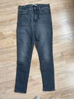 Levi's 721 High Rise Skinny Jeans W30 Donkergrijs, Ophalen of Verzenden, Zo goed als nieuw, Grijs, W30 - W32 (confectie 38/40)