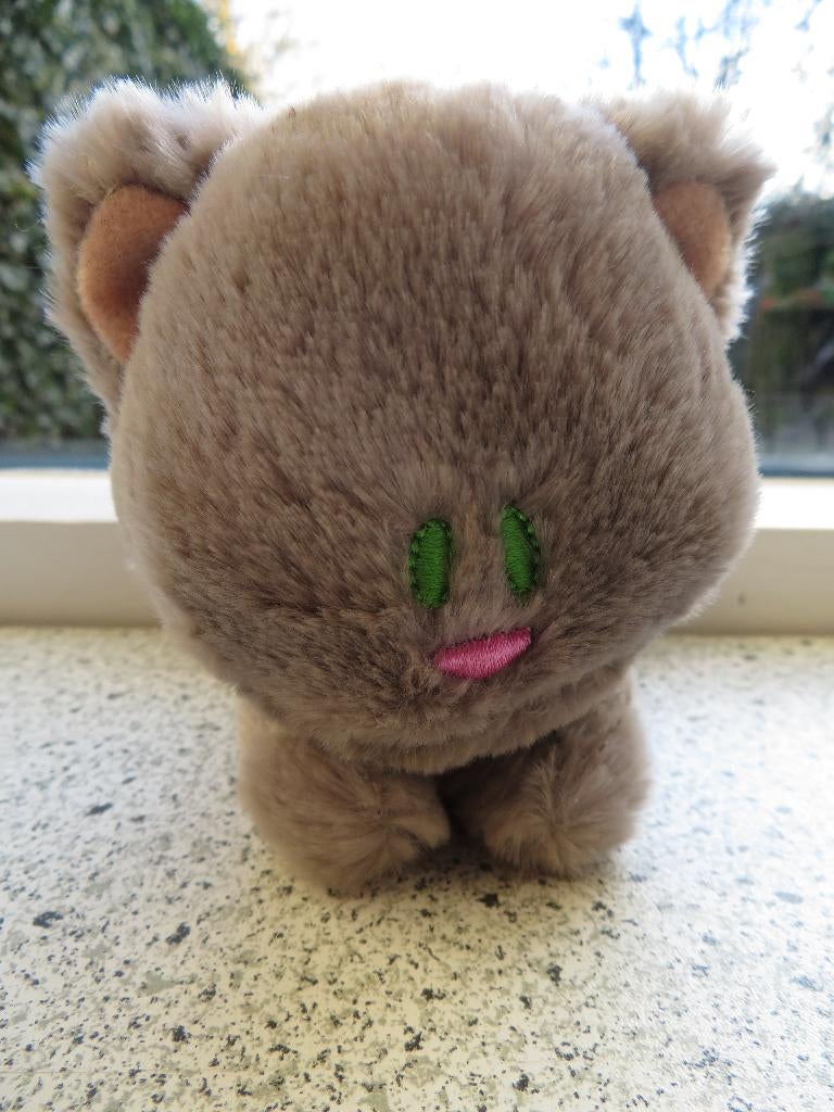 Klein grijs poesje katje merk Anna Club Plush groene ogen, Ophalen of Verzenden, Zo goed als nieuw