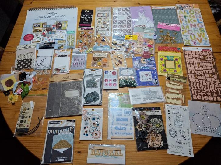 Grote Scrapbook Materialen Collectie - Nieuw!, Hobby en Vrije tijd, Scrapbooking, Nieuw, Versiering of Embellishment, Overige merken