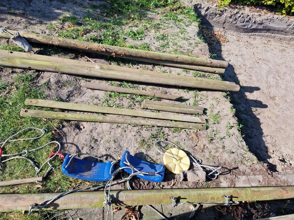 Dubbele schommel, Ophalen, Hout