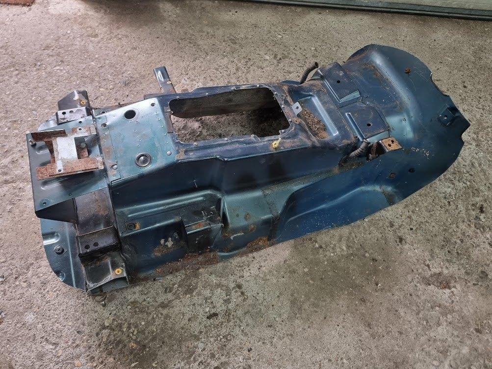 versnellingsbak tunnel Range Rover Classic Softdash, Auto-onderdelen, Carrosserie en Plaatwerk, Ophalen, Voor, Bumper, Land Rover