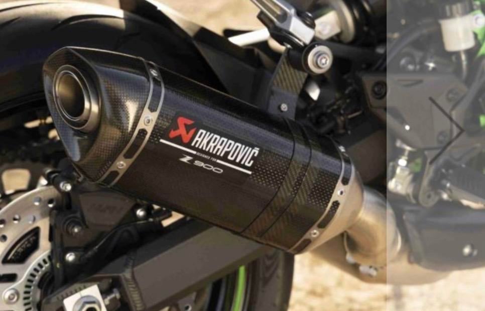 Akrapovic uitlaat voor Kawasaki Z900, Motoren, Ophalen of Verzenden, Gebruikt