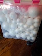 Piepschuimballen, Ophalen of Verzenden, Materiaal