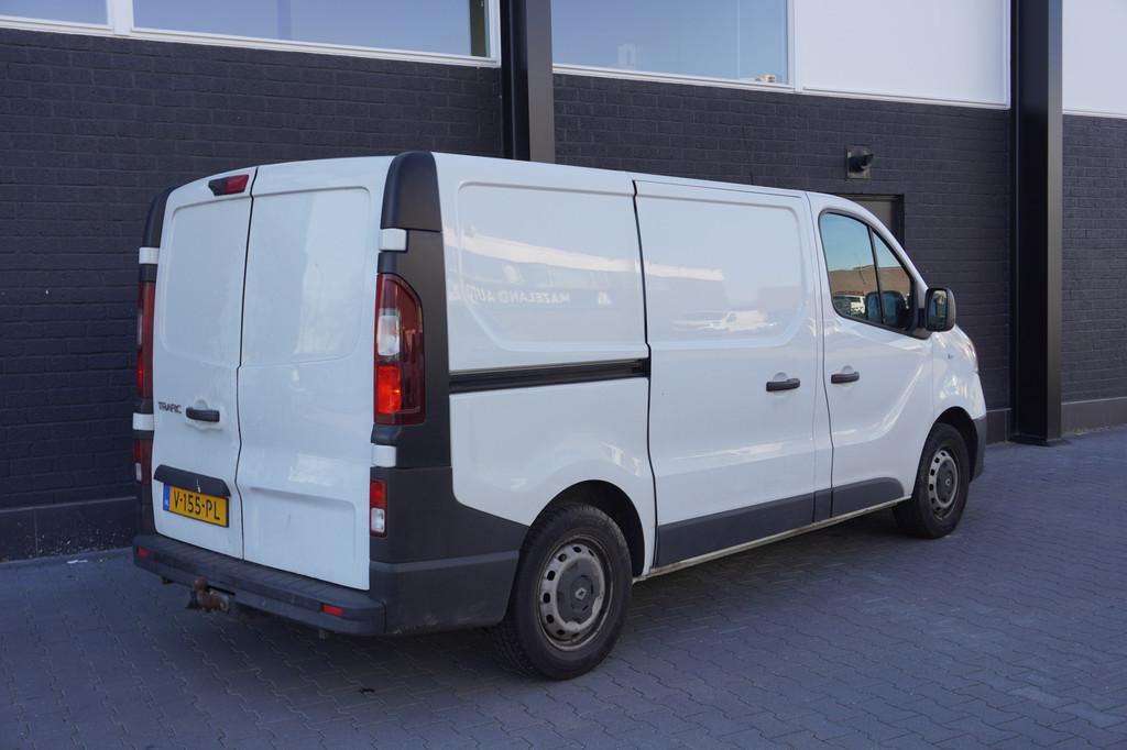 Renault Trafic 1.6 dCi 125PK EURO 6 - Airco - Navi - Cruise, Voorwielaandrijving, Stof, Gebruikt, 4 cilinders