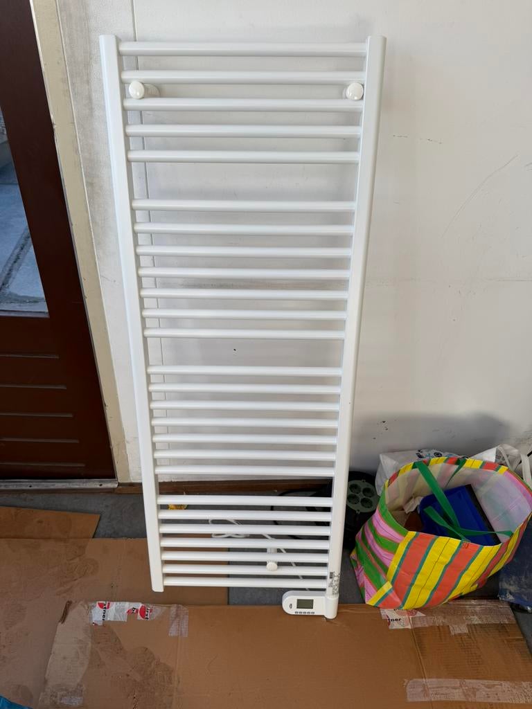 nieuwe E-bano BM-EL 0500x1274 elektrische handdoekradiator, Radiator, Nieuw, Minder dan 60 cm, Ophalen of Verzenden