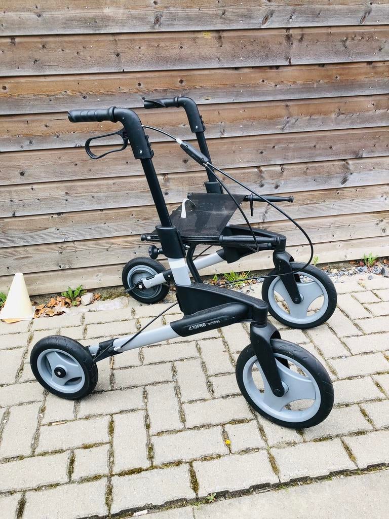 Diverse opvouwbare inklapbare lichte rollator, Ophalen of Verzenden, Opvouwbaar, Zo goed als nieuw