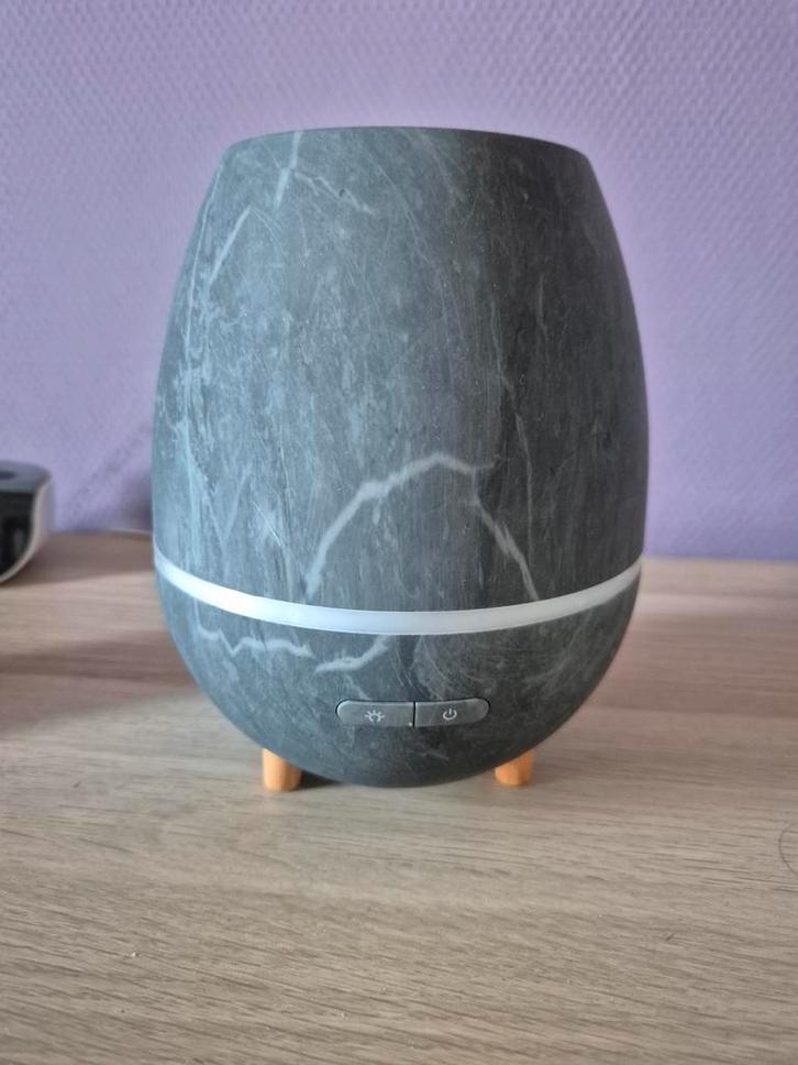 Stijlvolle Aroma Diffuser met Marmerlook, Huis en Inrichting, Woonaccessoires | Overige, Ophalen of Verzenden