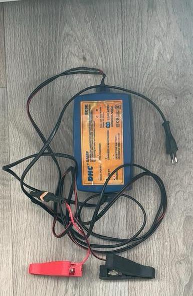 DHC SC5E 5AMP Acculader/Druppellader 12V, Ophalen of Verzenden, Gebruikt, Universele onderdelen