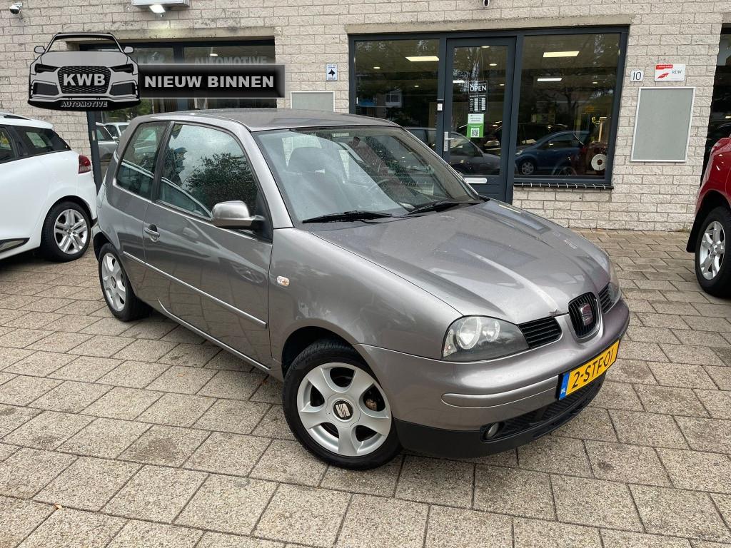 SEAT Arosa 1.4i S 3Drs Airco Nieuwe apk Beurt (bj 2004), Auto's, Seat, 450 kg, Gebruikt, 31 €/maand, Bedrijf