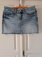 spijkerrok (Bershka) maat 32, Kleding | Dames, Rokken, Blauw, Zo goed als nieuw, Maat 34 (XS) of kleiner, Boven de knie