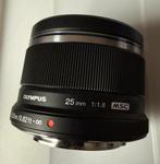Olympus M.Zuiko Digital 25mm f/1.8 zwart ZGAN, Ophalen of Verzenden, 1980 tot heden, Lens of Lenzen