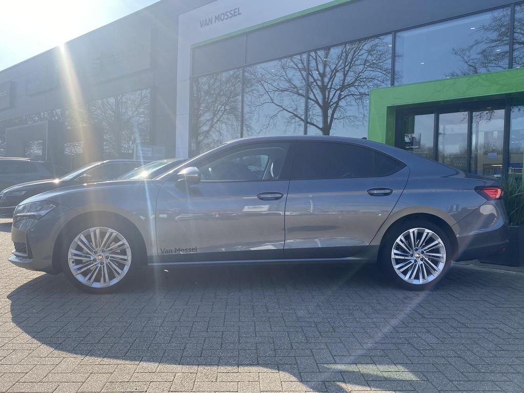 Skoda Superb 1.5 TSI MHEV First Edition | TREKHAAK | MEMORY, Auto's, Skoda, 12 maanden, Stof, Euro 6, 4 cilinders