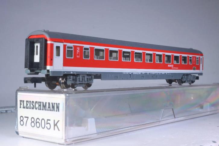 Personenwagen 2e kl type Bpmz 295.4, rood, DB AG, Hobby en Vrije tijd, Modeltreinen | N-Spoor, Nieuw, Wagon, Gelijkstroom, Fleischmann