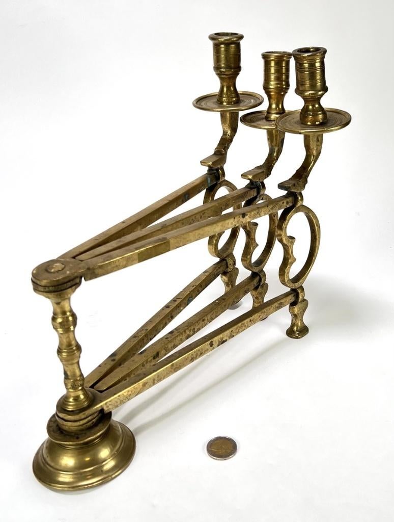 1375. Messing schaarkandelaar, tweede helft 19e eeuw, Ophalen of Verzenden, Koper of Brons