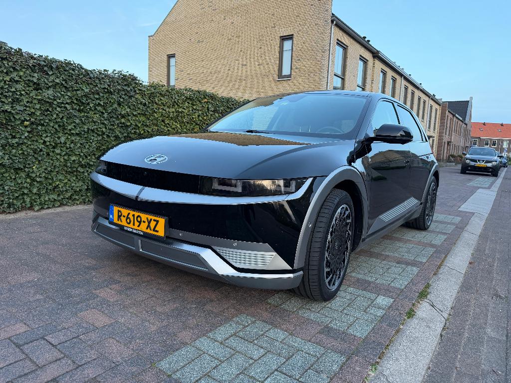 Hyundai IONIQ 5 Lounge 77,4 kWh 229pk RWD 2022 Zwart, Automaat, Achterwielaandrijving, Zwart, IONIQ 5