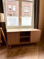 Rotan dressoir, Huis en Inrichting, Kasten | Dressoirs, Ophalen, Met deur(en), 100 tot 150 cm, Eikenhout