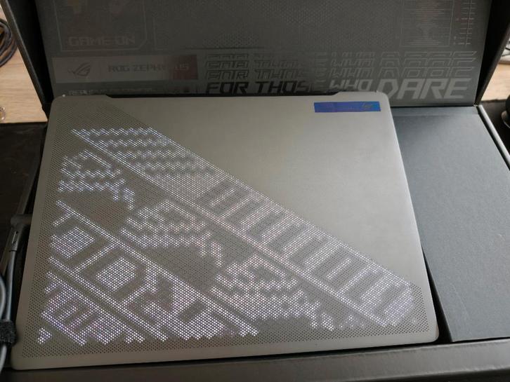 ASUS ROG Zephyrus G14 (2022) | R9 6900HS | RX 6700S | 16GB, Computers en Software, Windows Laptops, Zo goed als nieuw, 14 inch