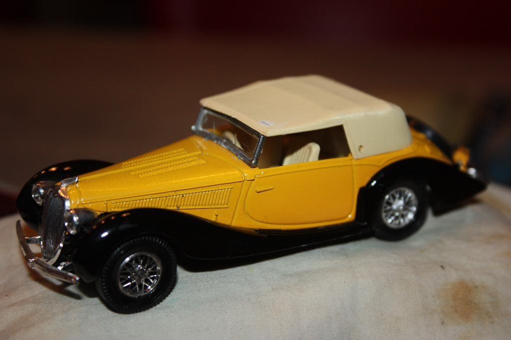 Solido, Ophalen of Verzenden, Zo goed als nieuw, Auto, Solido