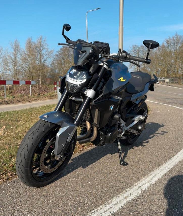 BMW F900R 2022 Full option, Motorrijbewijs A, Handvatverwarming, Particulier, Meer dan 35 kW
