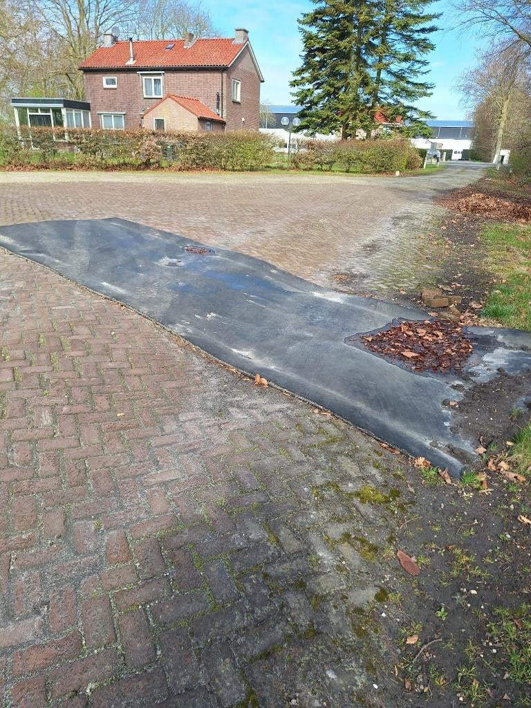 Rubberen gewapend rijplaat, Doe-het-zelf en Verbouw, Platen en Panelen, Ophalen, Gebruikt, 20 tot 50 mm