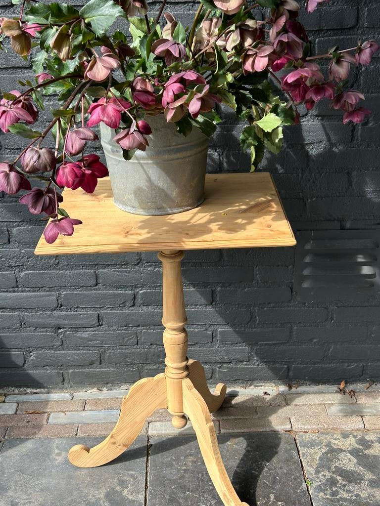 Wijntafeltje brocante., Antiek en Kunst, Curiosa en Brocante, Ophalen