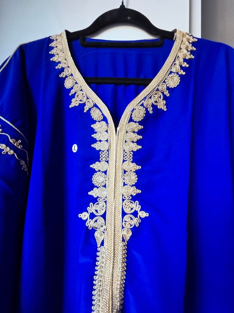 Prachtige kobaltblauwe kaftan met gouden borduursels, Overige typen, Blauw, Maat 42/44 (L), Nieuw