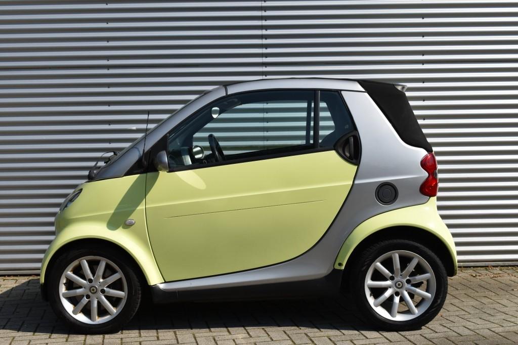 Smart FORTWO CABRIO 0.7 AUT. PASSION / YOUNGTIMER REGELING, Achterwielaandrijving, Cabriolet, 61 pk, Origineel Nederlands